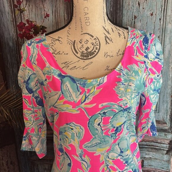 Lilly Pulitzer La Jolla Raz Berry Lobsters in Love dress, size medium, EUC - Picture 3 of 10